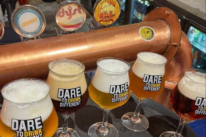 Diverse varietà di birra a Tirana