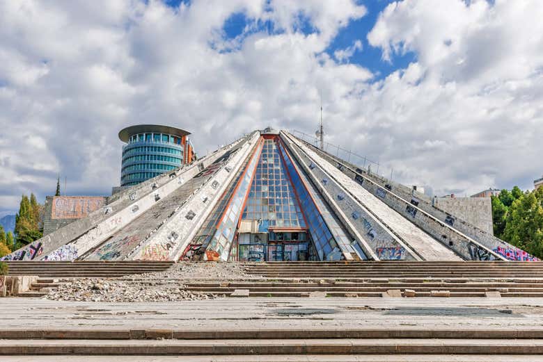 Pirámide de Tirana