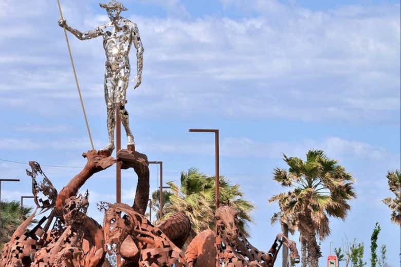 Veremos curiosas esculturas durante el recorrido en la ciudad