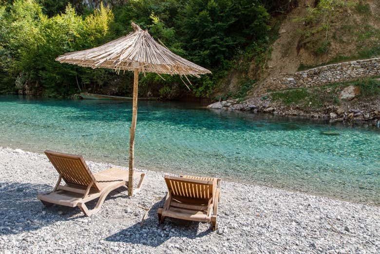 Una delle spiagge del fiume