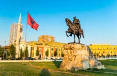 Visita guiada por Tirana
