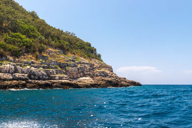 La costa vista dalla barca