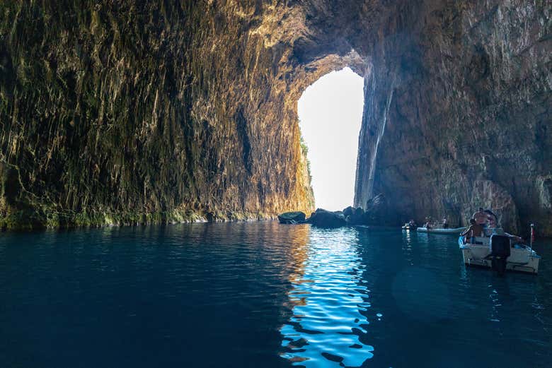 All'interno della grotta