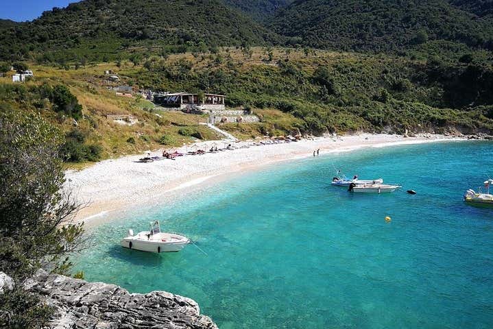 Vistas aéreas de la playa Karaburun