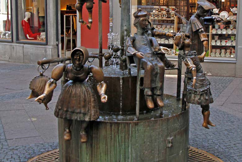 Fonte dos bonecos