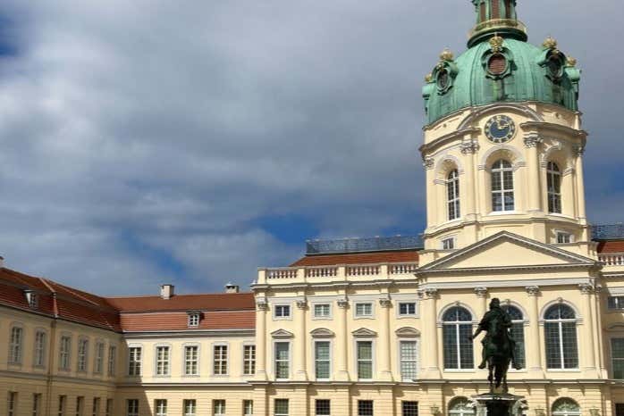 Conoceréis cada rincón del palacio de Charlottenburg