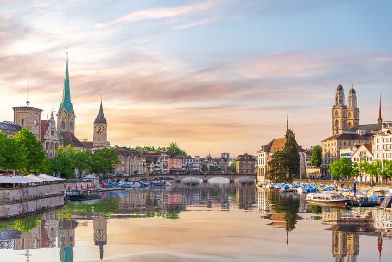 Visitaremos la preciosa ciudad de Zúrich