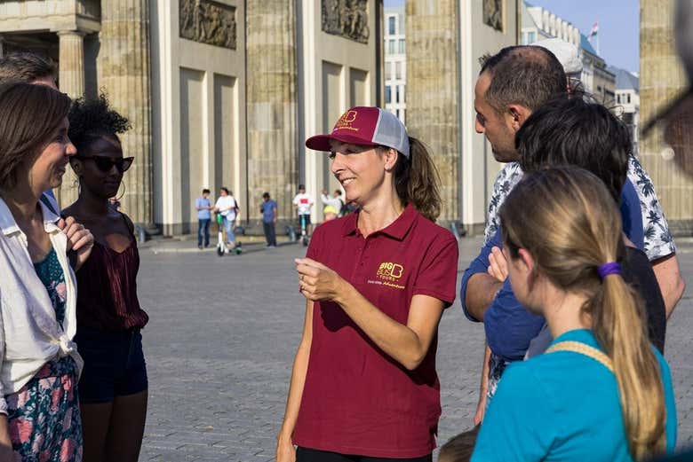The 2-day ticket includes a walking tour