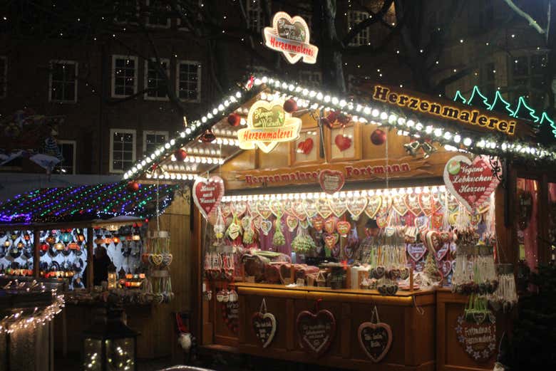 Pasearemos entre los encantadores mercadillos de Bremen