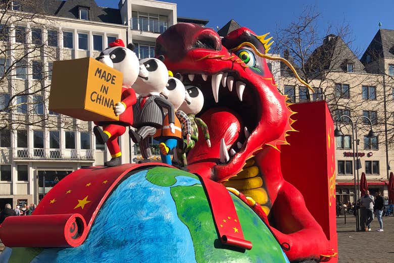 Las creativas carrozas del Carnaval de Colonia