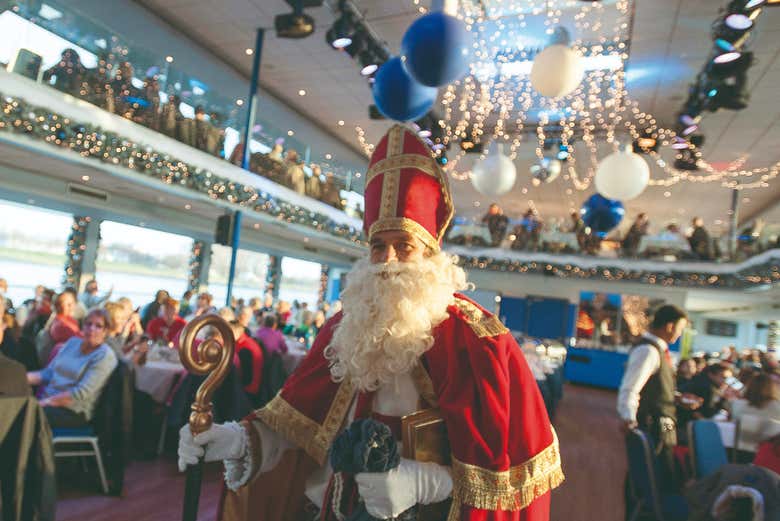 San Nicolás nos acompañará durante la travesía