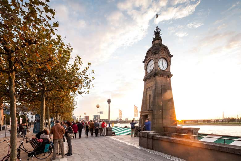 Düsseldorf HopOn HopOff Bus Tour Book Online at Düsseldorf HopOn HopOff Bus Tour Book Online at