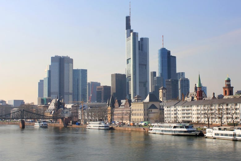 The financial district of Frankfurt seen from the boat