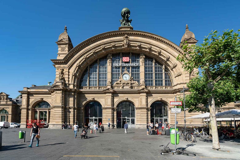 Hauptbahnhof, Estación Central