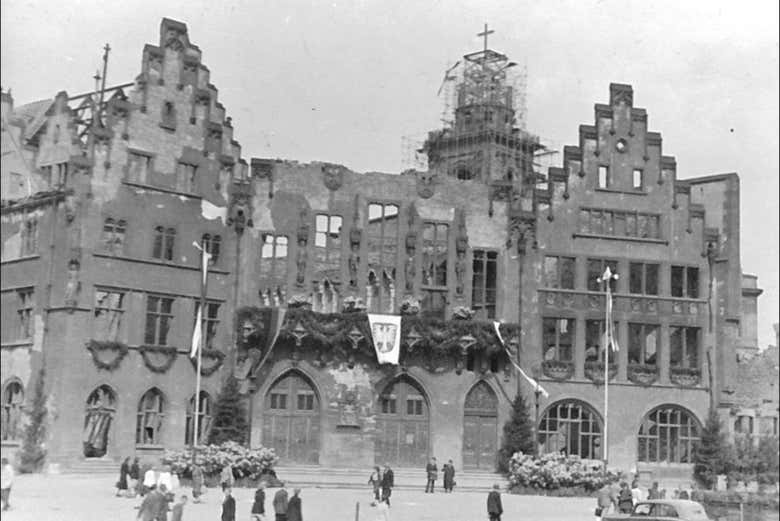 El ayuntamiento después de la guerra 