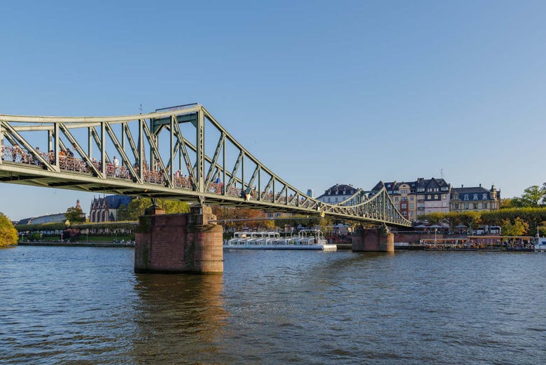 Puente Eiserner Steg