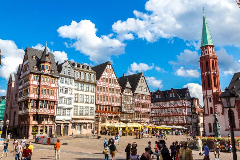 La superbe place Römerberg 