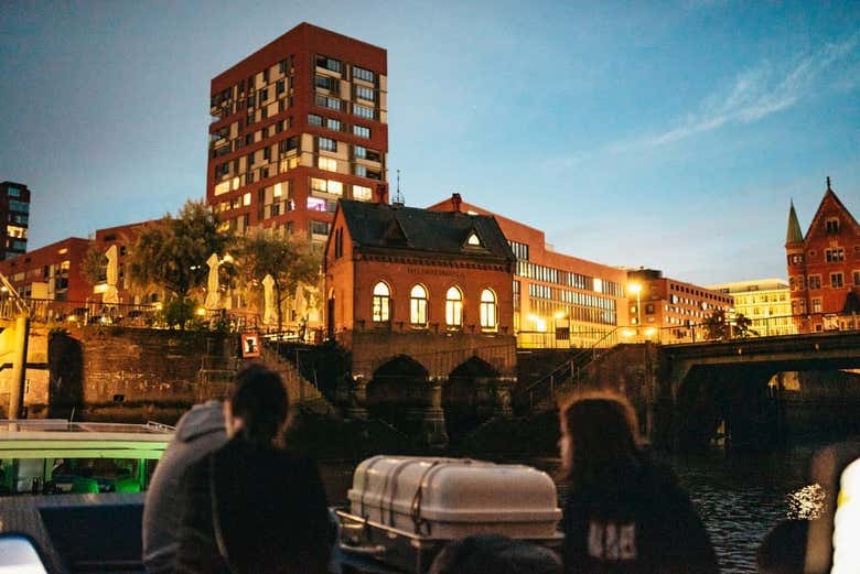 Sail through the Speicherstadt