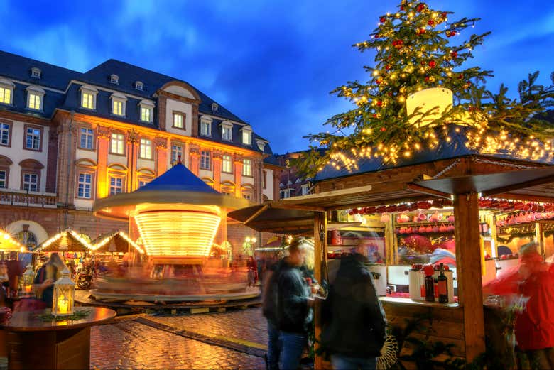 Recorreremos al completo el mercadillo navideño