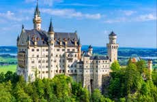 Excursión al castillo de Neuschwanstein y el palacio de Linderhof con audioguía