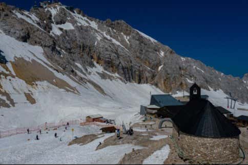 Você pode explorar o Zugspitze em seu próprio ritmo