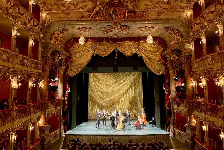 Uma das obras representadas no teatro