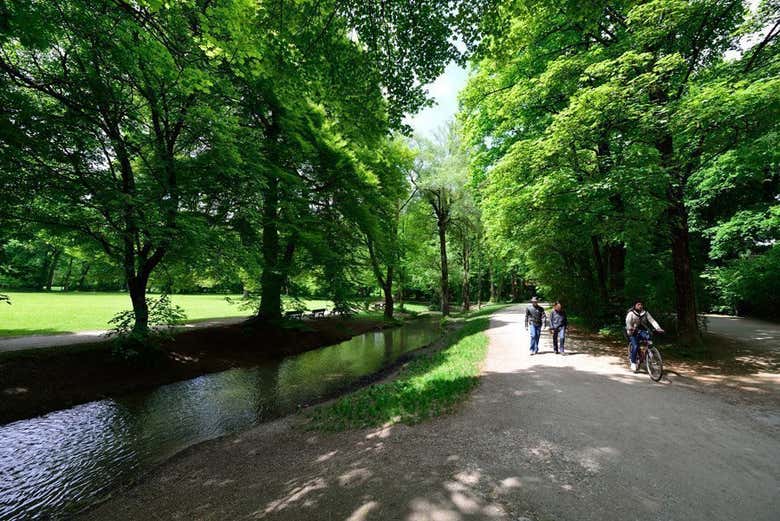 Recorriendo el Jardín Inglés