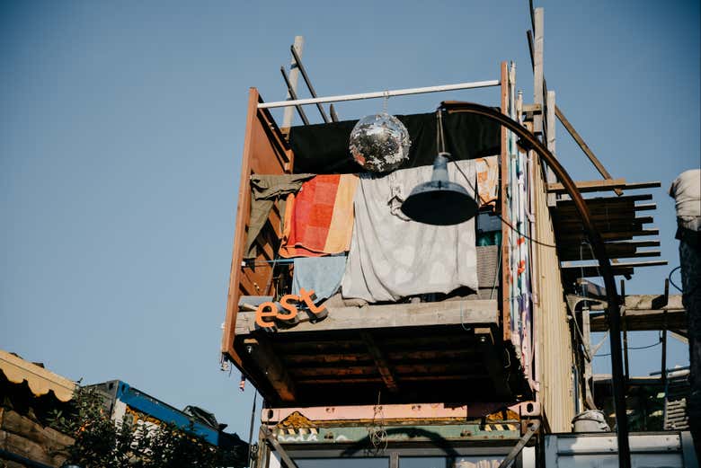 Explore the creative space of Bahnwärter Thiel