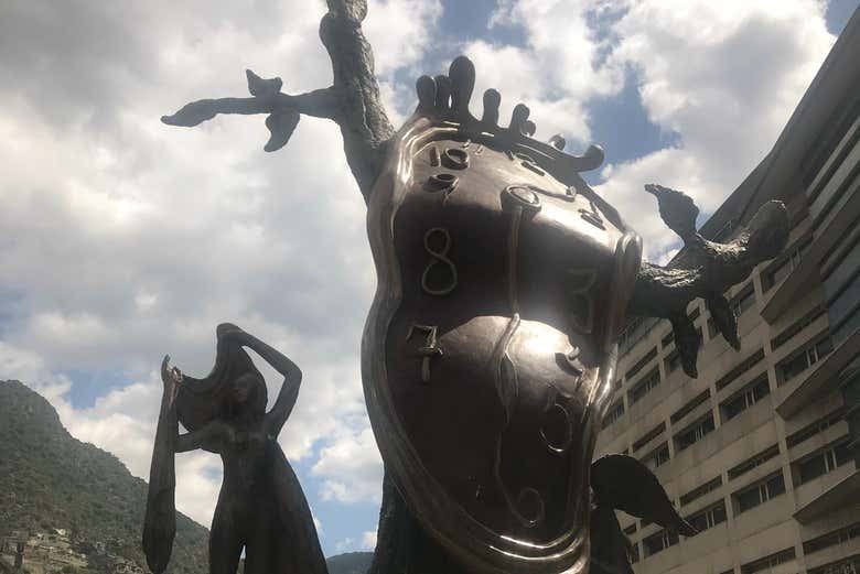 Escultura de la Nobleza del Tiempo