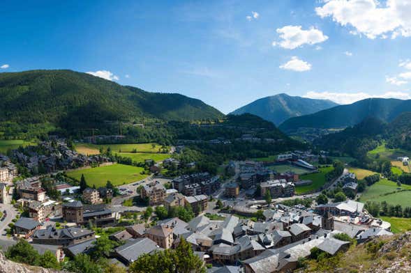 Pal & Coll de la Botella Tour