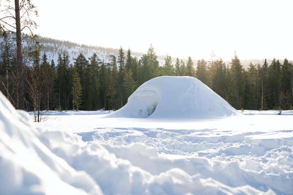 Construção de um iglu em Grandvalira