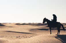 Passeio a cavalo pelo deserto de Al-Ula