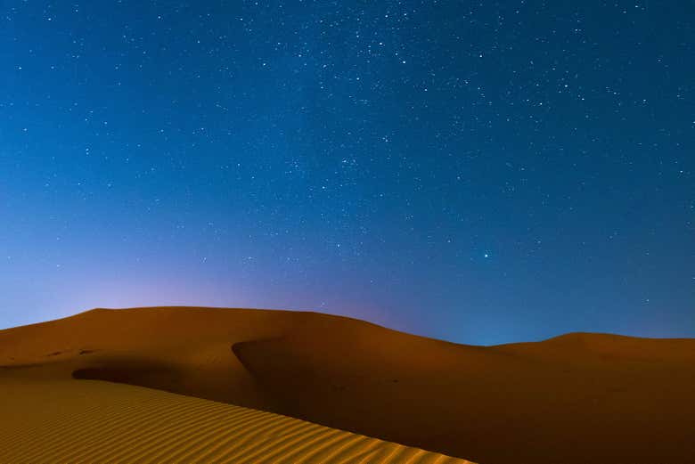 Admirez le ciel étoilé du désert
