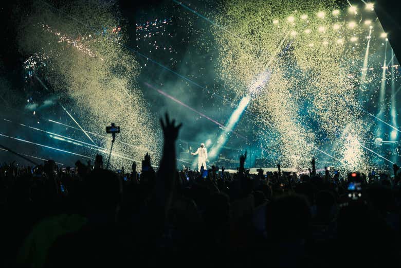 Apreciando o concerto de encerramento da corrida