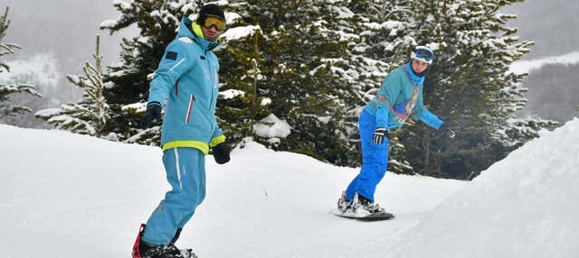Skiing or Snowboarding Classes on Cerro Catedral