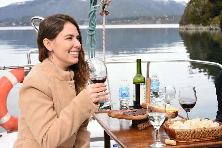 Aperitivo en el velero