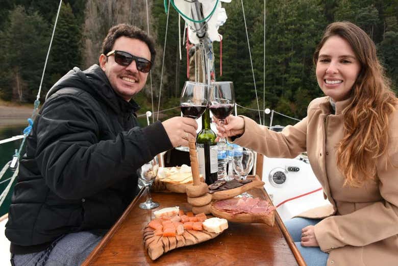 Un aperitivo con las mejores vistas del lago
