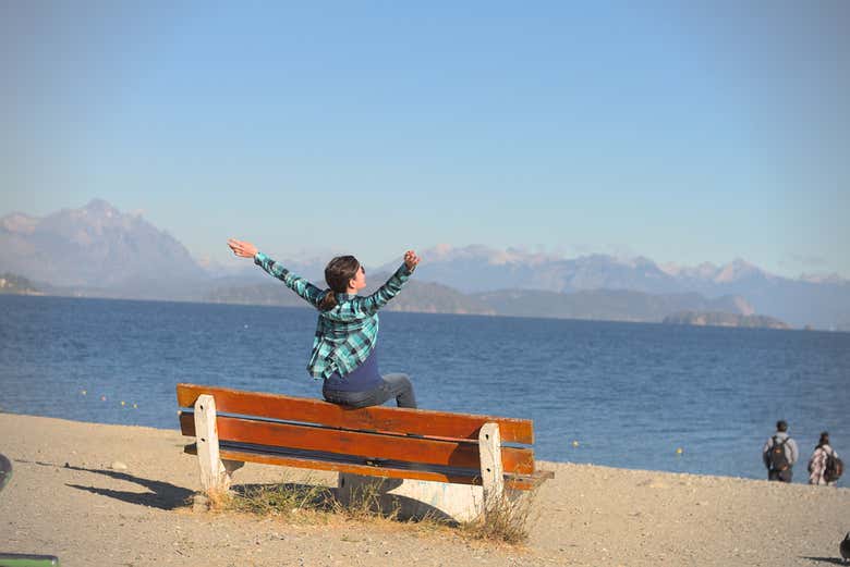 Admirando o lago Nahuel Huapi
