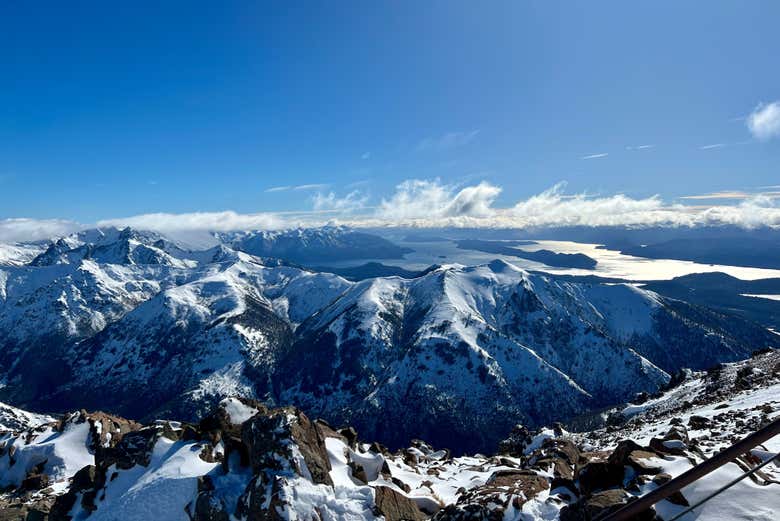 Las montañas nevadas de Cerro Catedral