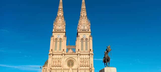 Excursão à Basílica de Luján