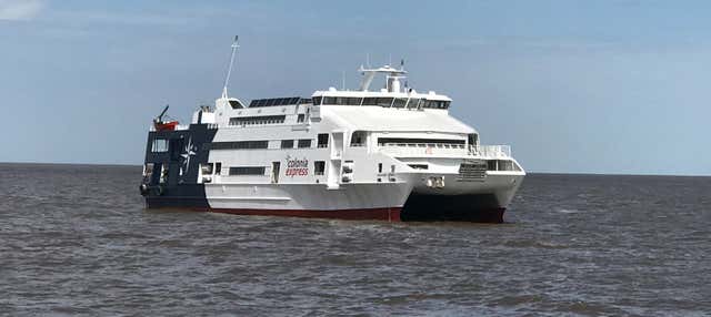 Ferry entre Buenos Aires y Colonia del Sacramento