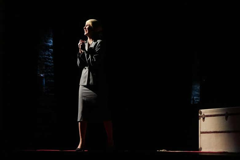 Conoceréis la vida de Eva Perón