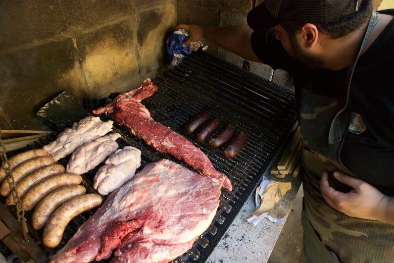 Preparing the Argentinian asado