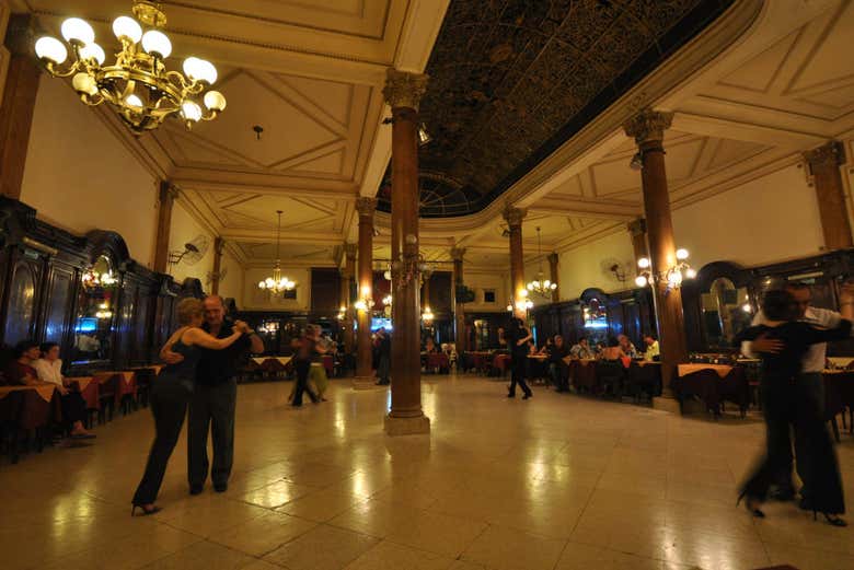Apprendre à danser le tango
