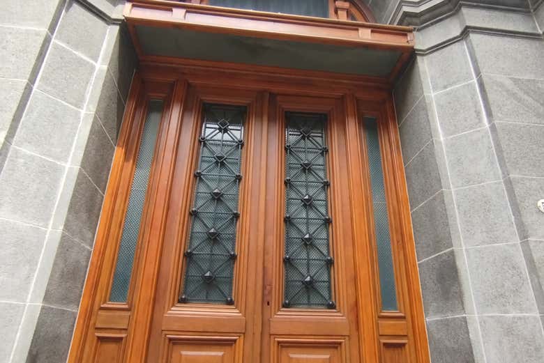 Entrada da antiga Biblioteca Nacional