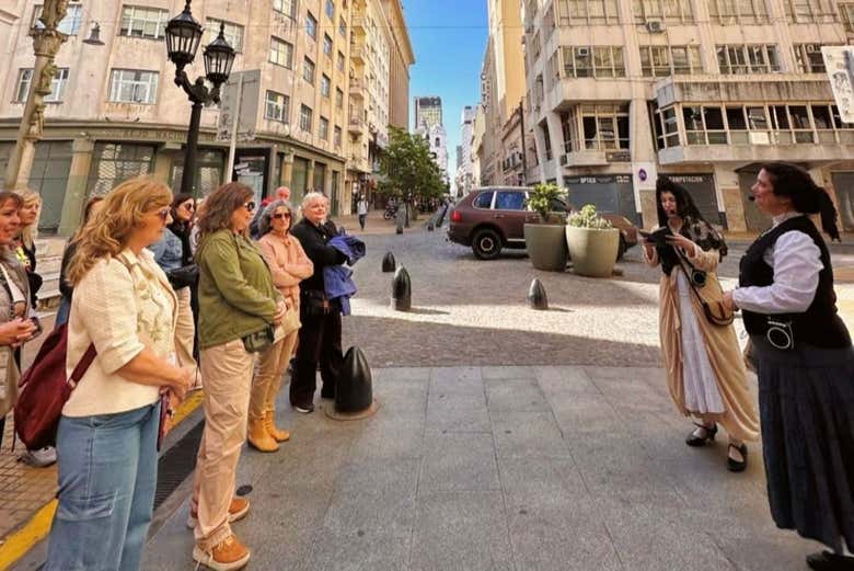 ¡Os lo pasaréis en grande junto a las actrices del tour!