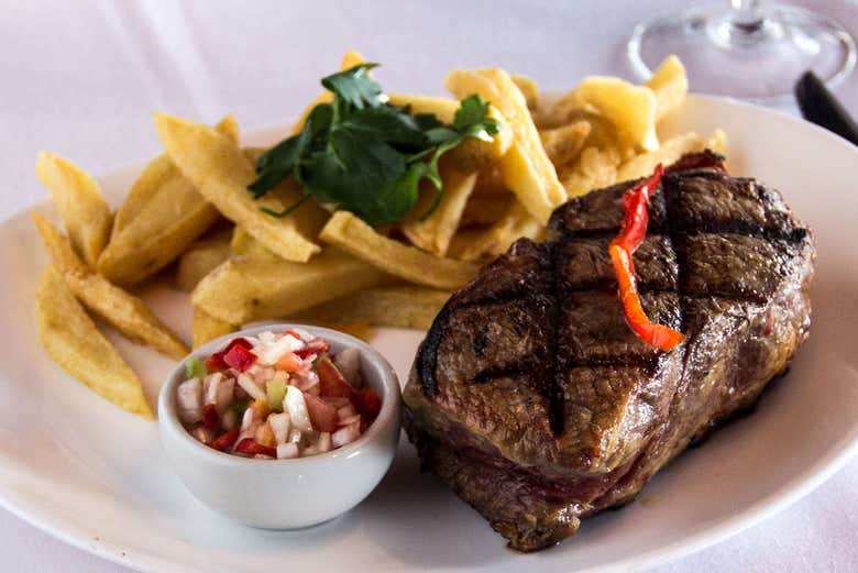 Carne alla brace con patate