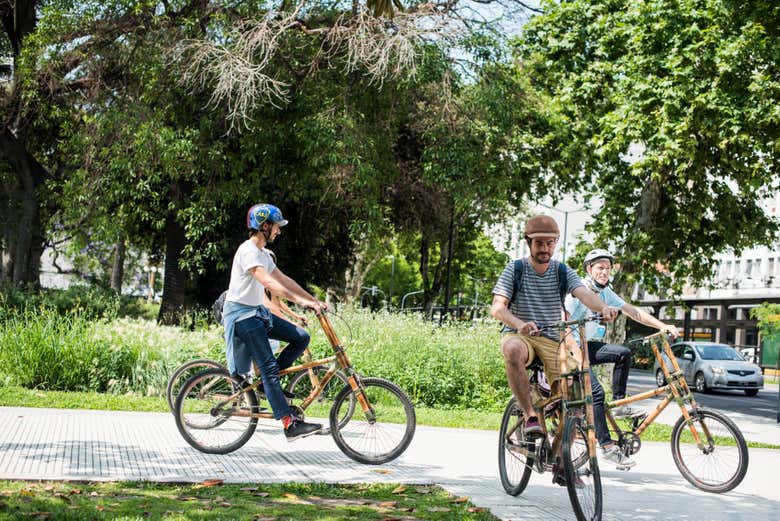 Balade à vélo en bambou