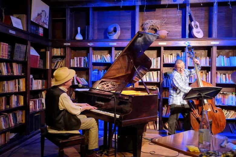 Desfrutando do espetáculo de jazz