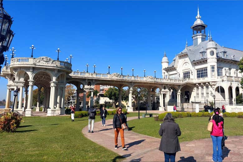 Haremos una parada junto al Museo de Arte de Tigre